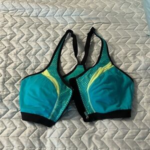 Victoria’s Secret sport zip front bra